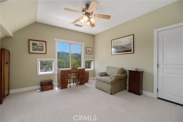 21475 Ridgedale Drive, Lake Mathews CA: https://media.crmls.org/medias/f382c8e6-55ad-47d0-9cf9-207a41d06eb2.jpg