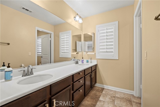 Detail Gallery Image 25 of 52 For 12810 Sierra Creek, Riverside,  CA 92503 - 5 Beds | 3 Baths