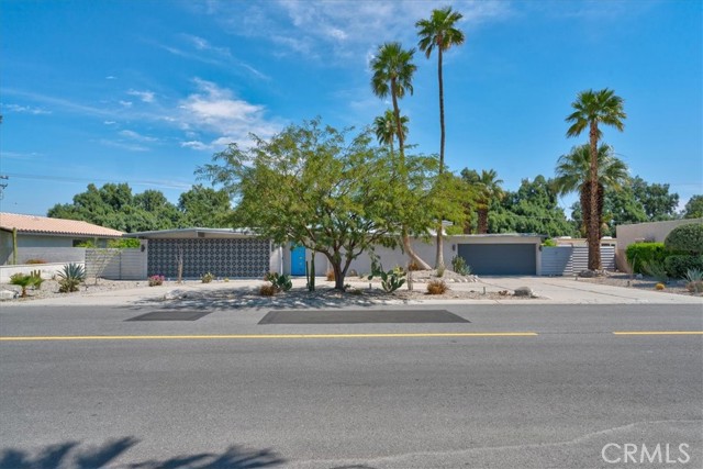 Detail Gallery Image 43 of 53 For 2922 N Farrell Dr, Palm Springs,  CA 92262 - 3 Beds | 3 Baths