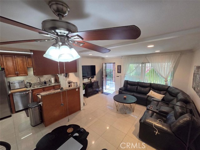 Front Image Thumbnail for CRPW26170536