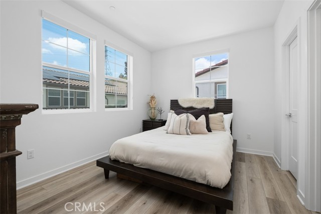 Image 29 of 51 For 242 Niebla Ln