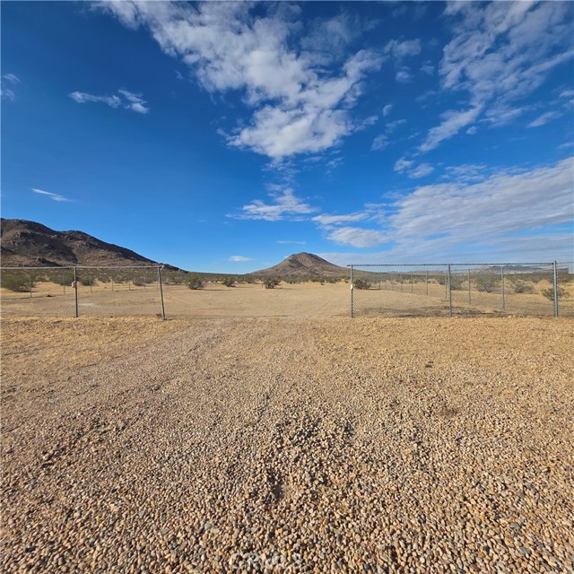  Commercial for Sale in Apple Valley, California