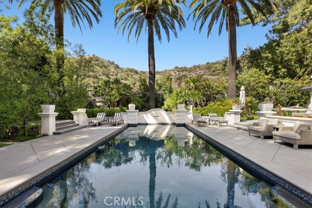 Detail Gallery Image 14 of 61 For 1756 Clear View Dr, Beverly Hills,  CA 90210 - 6 Beds | 6/1 Baths