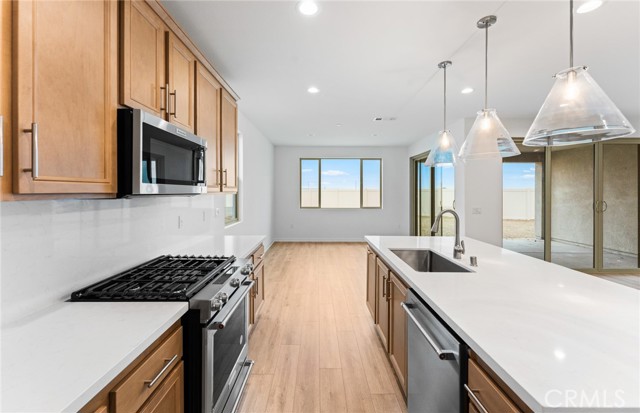 25200 Forest Hills Drive, Menifee CA: https://media.crmls.org/medias/f38668bc-277f-4300-baea-b2d9af4d5070.jpg
