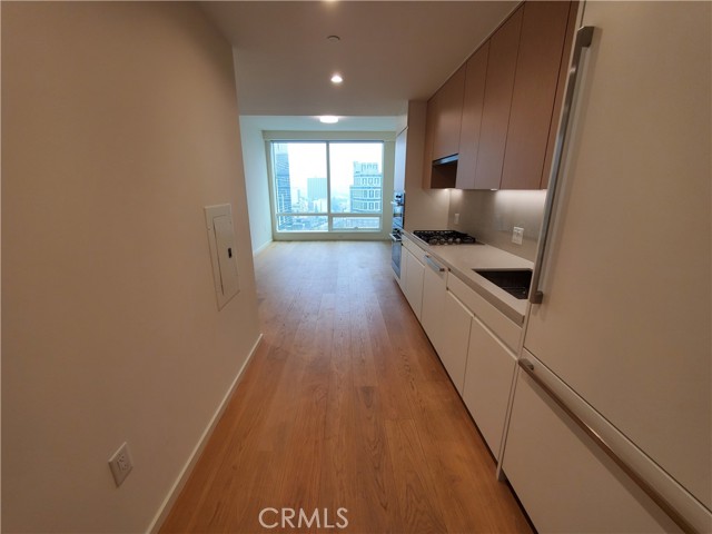 Front Image Thumbnail for CRCV26025804