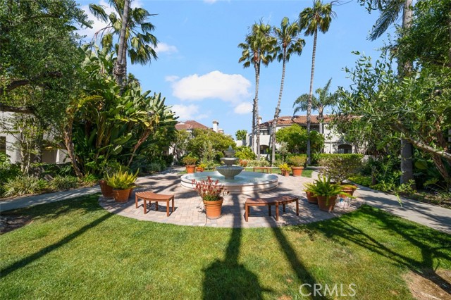 4822 Tiara, Huntington Beach CA: https://media.crmls.org/medias/f387f520-d677-4d10-a4c1-58a6f663855d.jpg