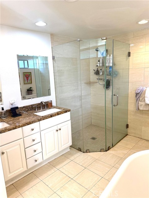 Detail Gallery Image 16 of 23 For 13851 Gimbert, Santa Ana,  CA 92705 - 3 Beds | 2 Baths