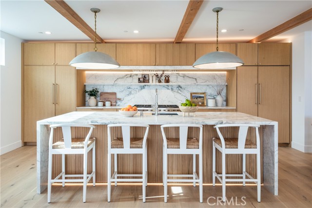 Detail Gallery Image 4 of 30 For 707 2nd St, Hermosa Beach,  CA 90254 - 4 Beds | 4/1 Baths