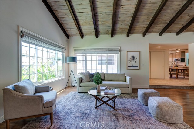 Detail Gallery Image 8 of 32 For 20322 Callaway Ave, Lakewood,  CA 90715 - 3 Beds | 2 Baths