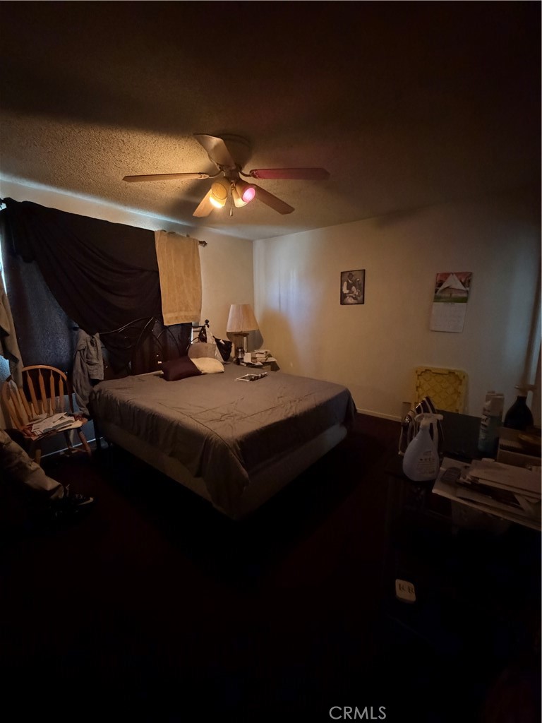 https://media.crmls.org/medias/f38a8742-17b3-4590-b488-d84afcab4695.jpg?preset=X-Large