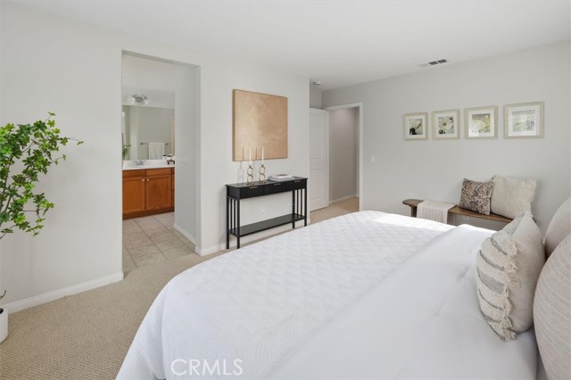 Detail Gallery Image 22 of 43 For 19345 Laroda Ln, Saugus,  CA 91350 - 3 Beds | 2/1 Baths