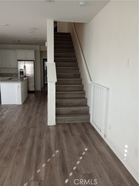 stair go to 3rd floor