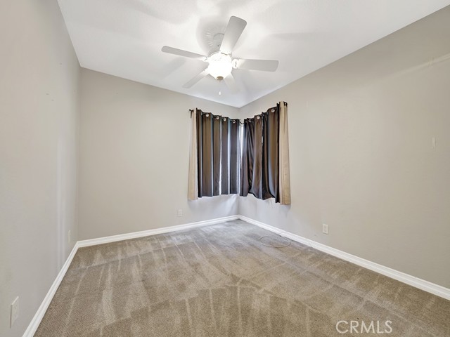 Detail Gallery Image 18 of 25 For 4861 Lago Dr #100,  Huntington Beach,  CA 92649 - 3 Beds | 2 Baths