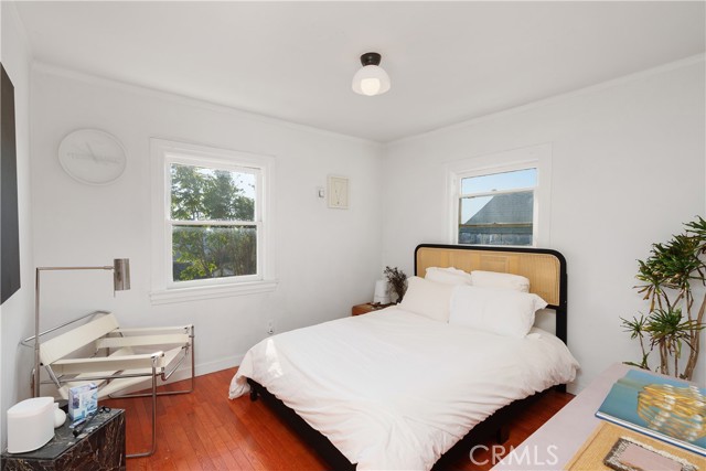 Detail Gallery Image 13 of 35 For 1446 Calumet Ave, Los Angeles,  CA 90026 - 5 Beds | 2/1 Baths