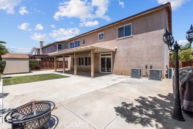Detail Gallery Image 26 of 28 For 27109 Woodglen Ln, Moreno Valley,  CA 92555 - 4 Beds | 3 Baths