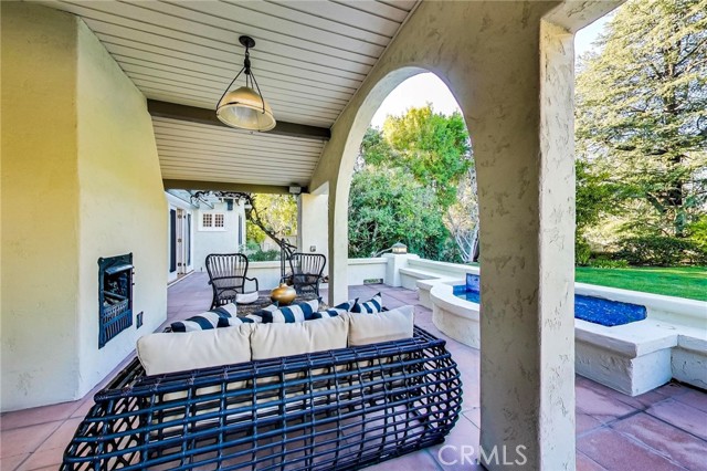 Detail Gallery Image 15 of 75 For 14170 Chandler Bld, Sherman Oaks,  CA 91401 - 5 Beds | 6 Baths