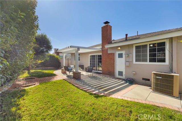 Detail Gallery Image 36 of 44 For 3480 Lilly, Long Beach,  CA 90808 - 4 Beds | 2 Baths