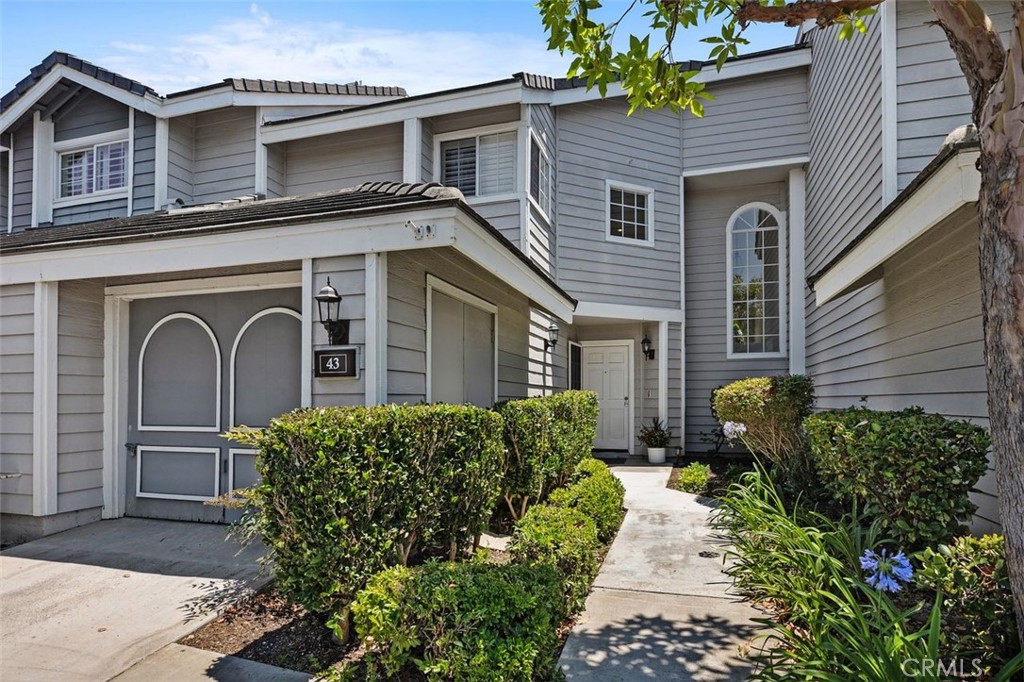 43 PEMBERTON Place
