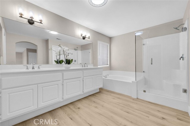 27258 Sierra Madre Drive, Murrieta CA: https://media.crmls.org/medias/f38d94c5-5d91-4d3f-8b0a-1a791d50bf24.jpg