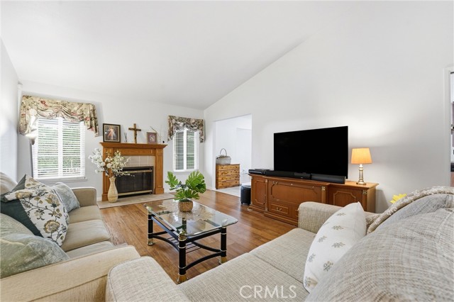 Image 1 of 23 For 22712 Foxborough