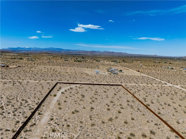 Image 6 of 27 For 425 Gerber Avenue