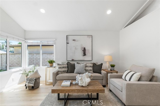 27242 Jardines, Mission Viejo CA: https://media.crmls.org/medias/f39166cc-3a3e-4dcf-95eb-f5ebe63e38f5.jpg