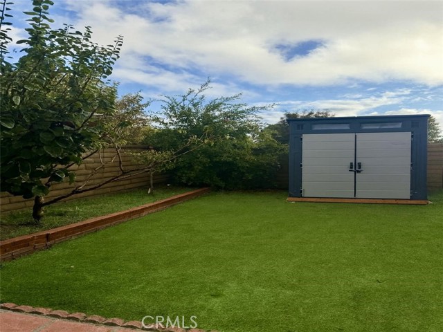 Detail Gallery Image 19 of 20 For 24305 Wabuska, Newhall,  CA 91321 - 6 Beds | 3 Baths