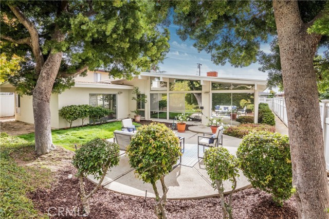 28602 Cedarbluff Drive, Rancho Palos Verdes, California 90275, 4 Bedrooms Bedrooms, ,2 BathroomsBathrooms,Residential,Sold,Cedarbluff,PV22221091