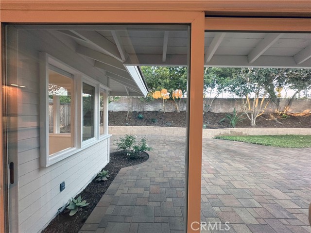 Detail Gallery Image 22 of 26 For 1210 Sandpoint, Corona Del Mar,  CA 92625 - 4 Beds | 2/1 Baths