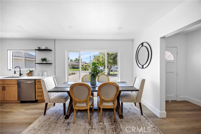 Detail Gallery Image 11 of 20 For 9552 Rhea Ave, Northridge,  CA 91324 - 4 Beds | 2 Baths