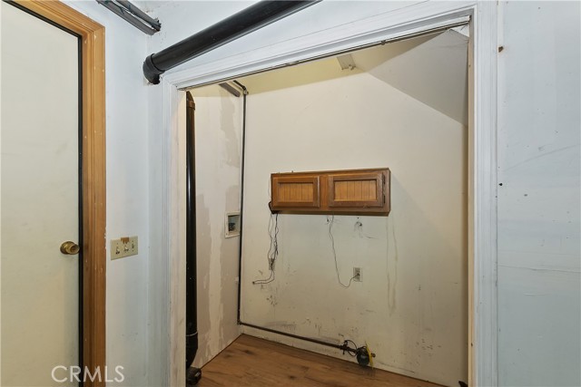 747 Boulder Bay, Big Bear Lake CA: https://media.crmls.org/medias/f39399b5-ffc8-47fd-9bae-4d8c9366a63e.jpg