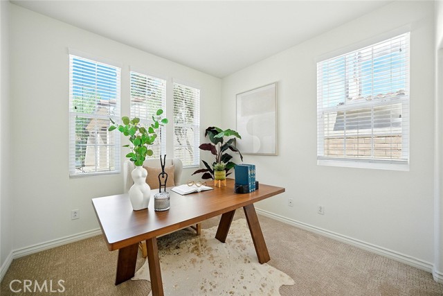 Detail Gallery Image 4 of 47 For 4331 Altivo Ln, Corona,  CA 92883 - 4 Beds | 3 Baths