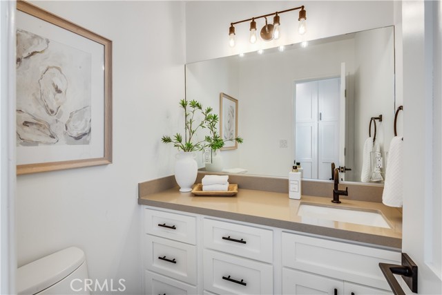 Powder room Powder room