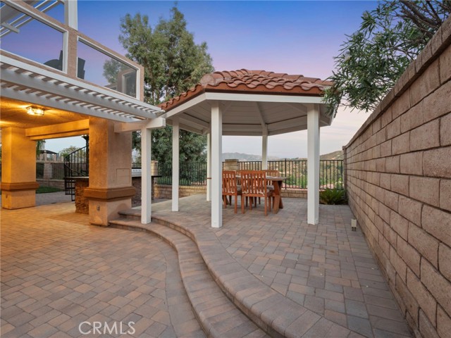 Image 51 of 75 For 24512 Skyridge Drive