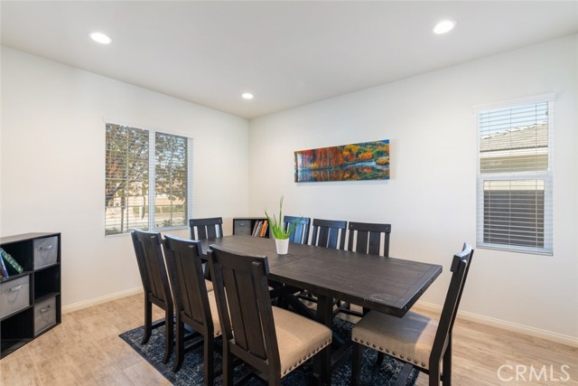 Detail Gallery Image 6 of 40 For 30517 Copper Rose, Murrieta,  CA 92563 - 4 Beds | 3/1 Baths