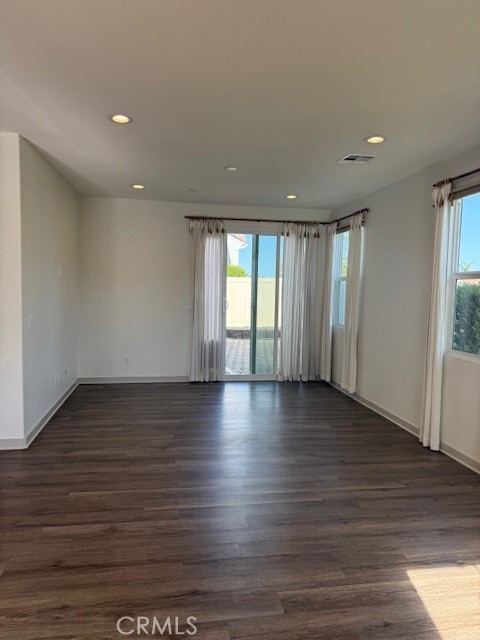 Detail Gallery Image 6 of 35 For 4158 Mission Tree, Oceanside,  CA 92057 - 4 Beds | 2/1 Baths