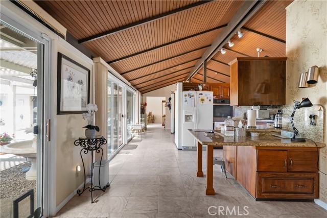 Detail Gallery Image 11 of 34 For 21166 E Rimpath Dr, Covina,  CA 91724 - 3 Beds | 2/1 Baths