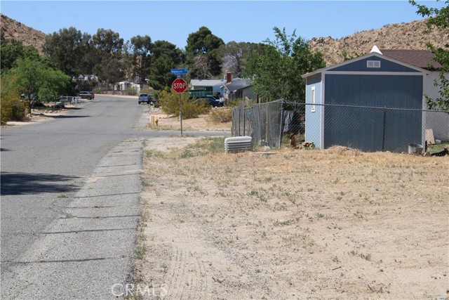 Detail Gallery Image 4 of 14 For 40127 Ridgemist St, Lake Los Angeles,  CA 93591 - – Beds | – Baths