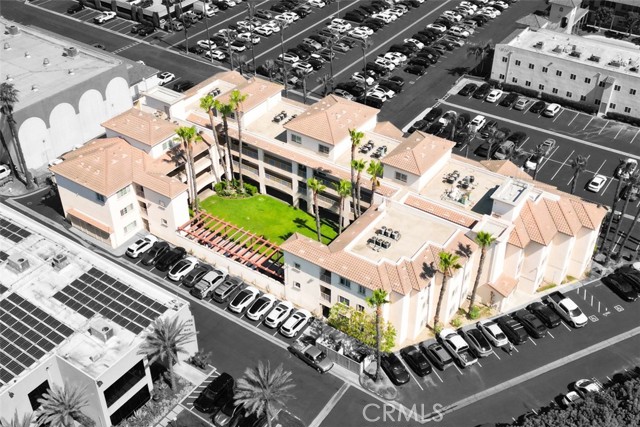 17230 Newhope Street, Fountain Valley CA: https://media.crmls.org/medias/f397bf71-04a7-48ef-a11a-527c6277d141.jpg