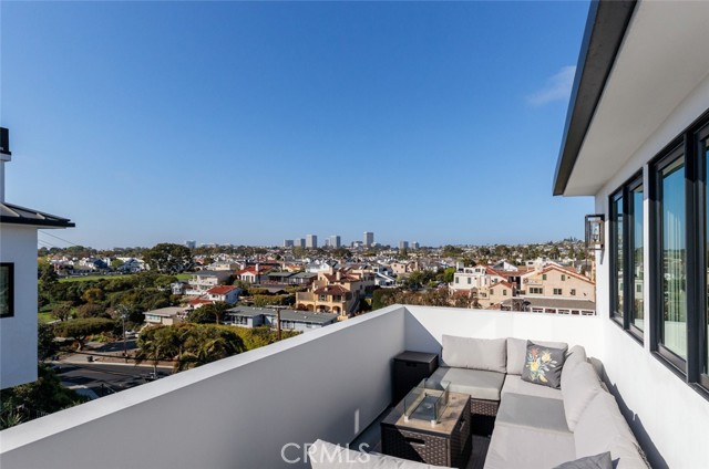 Detail Gallery Image 25 of 43 For 314 Dahlia, Corona Del Mar,  CA 92625 - 3 Beds | 3 Baths