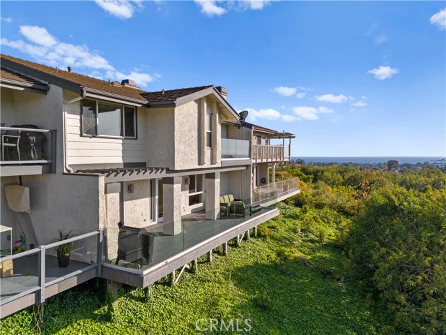 9 Jasmine Creek Dr, Corona del Mar CA: https://media.crmls.org/medias/f39812f3-f688-412f-82a8-c7d8b3db1381.jpg
