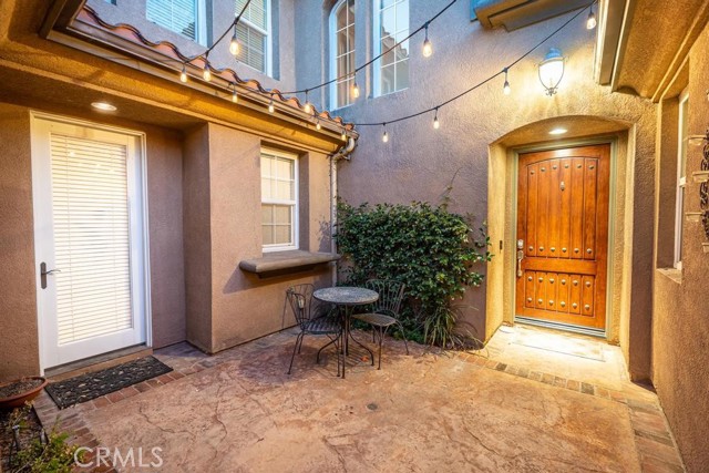 26052 Shadow Rock Lane, Valencia CA: https://media.crmls.org/medias/f3987095-9e7f-4960-9e91-df234de06826.jpg