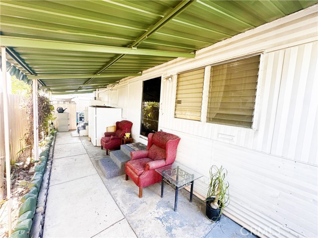 Detail Gallery Image 2 of 11 For 26135 Baseline St. #17,  Highland,  CA 92346 - 1 Beds | 1 Baths