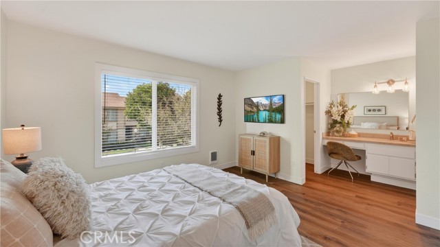 Detail Gallery Image 25 of 41 For 461 W Alton #C,  Santa Ana,  CA 92707 - 3 Beds | 1/1 Baths