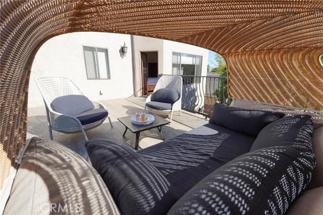 Detail Gallery Image 36 of 39 For 1949 N Catalina Street, –,  CA 90027 - 6 Beds | 5 Baths