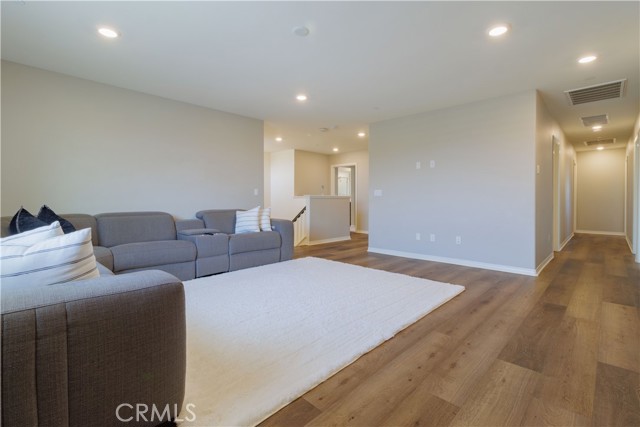 Detail Gallery Image 22 of 52 For 16034 Ulysses Ln, Fontana,  CA 92336 - 6 Beds | 4/1 Baths