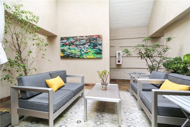 Detail Gallery Image 32 of 33 For 125 N Raymond Ave #412,  Pasadena,  CA 91103 - 2 Beds | 2 Baths