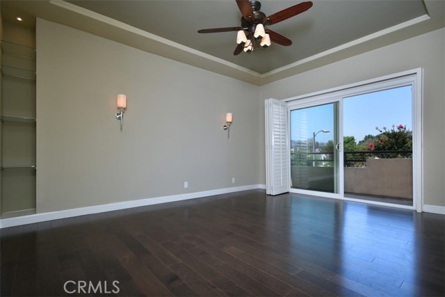 Detail Gallery Image 14 of 23 For 4230 Colfax Ave #201,  Studio City,  CA 91604 - 2 Beds | 2 Baths