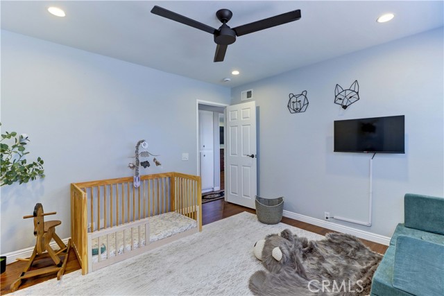 25701 Minoa Drive, Mission Viejo CA: https://media.crmls.org/medias/f39a8ed9-06ad-4ab3-8661-c15d95cac2f6.jpg