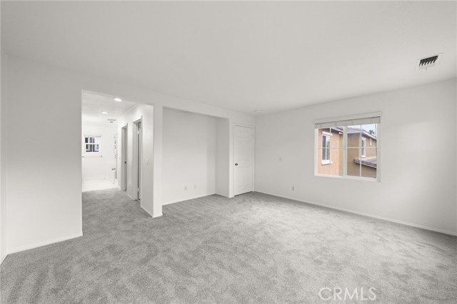 406 N Placer Privado, Ontario CA: https://media.crmls.org/medias/f39b4655-b660-469f-935b-04b921fe2391.jpg